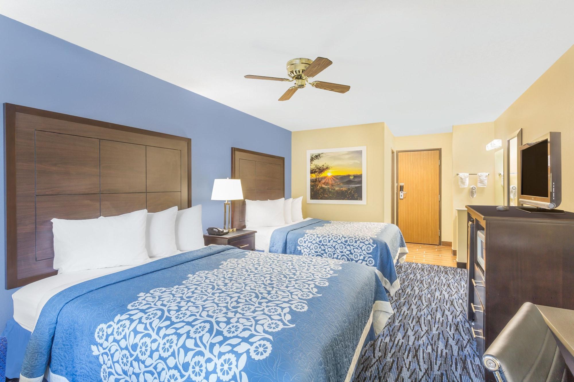 Days Inn By Wyndham Moab Bagian luar foto
