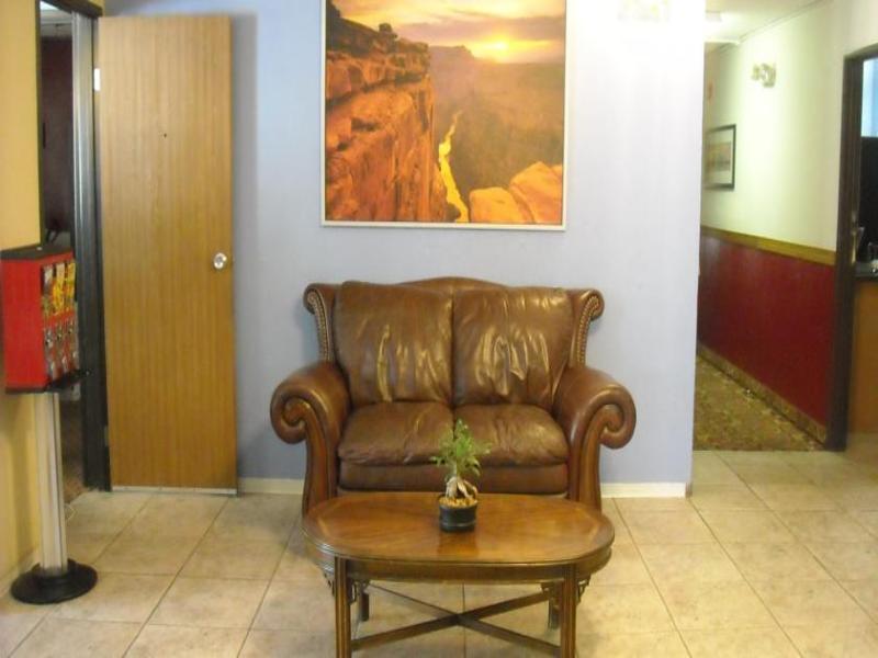 Days Inn By Wyndham Moab Bagian luar foto